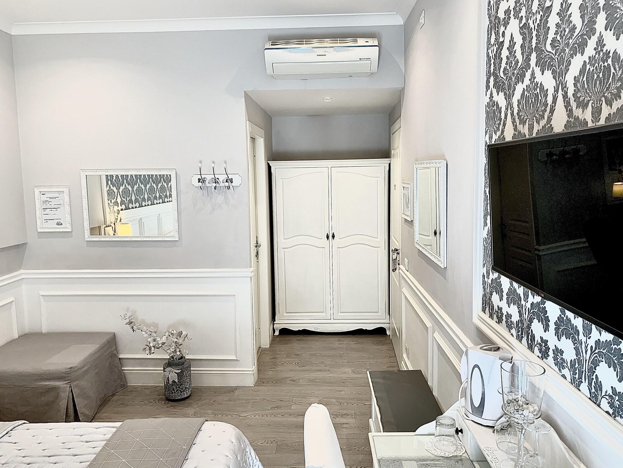 Charme & Chic Bed and Breakfast Rom Exteriör bild