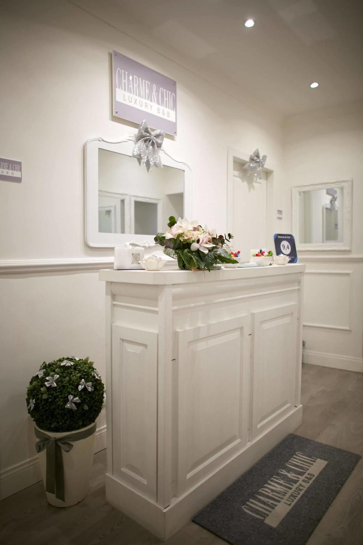 Charme & Chic Bed and Breakfast Rom Exteriör bild