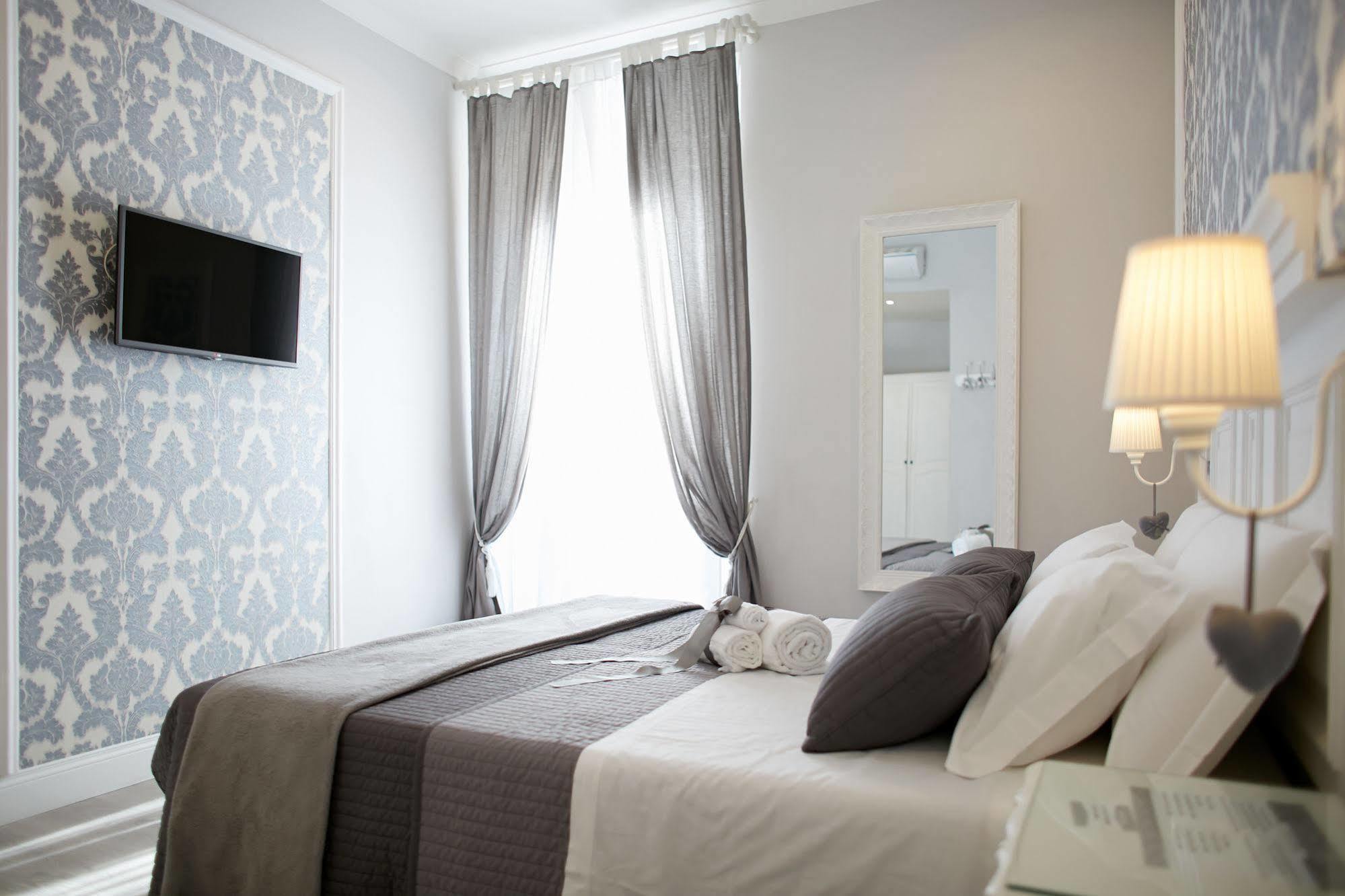 Charme & Chic Bed and Breakfast Rom Exteriör bild