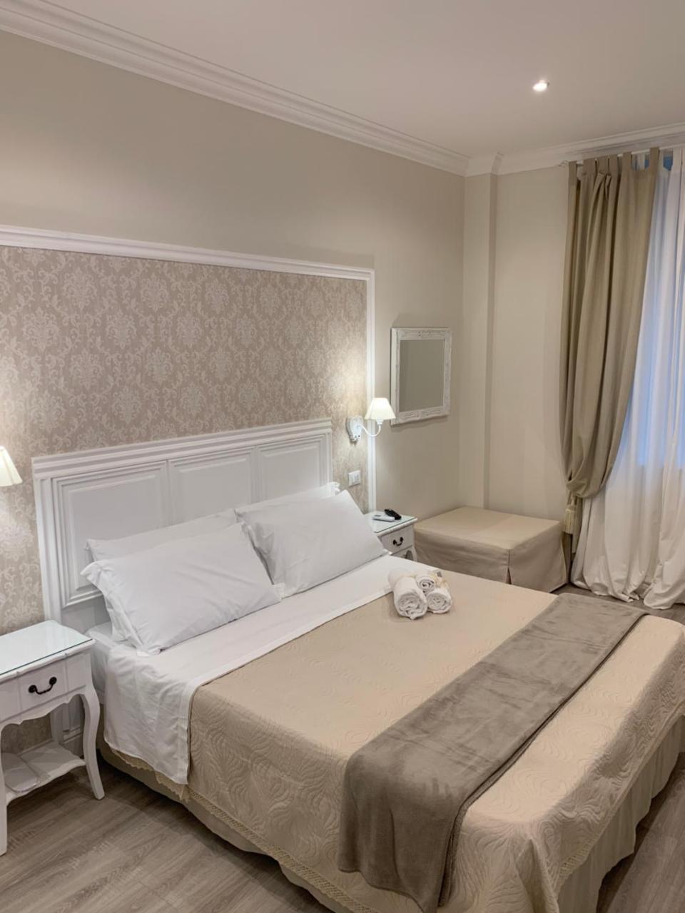 Charme & Chic Bed and Breakfast Rom Exteriör bild