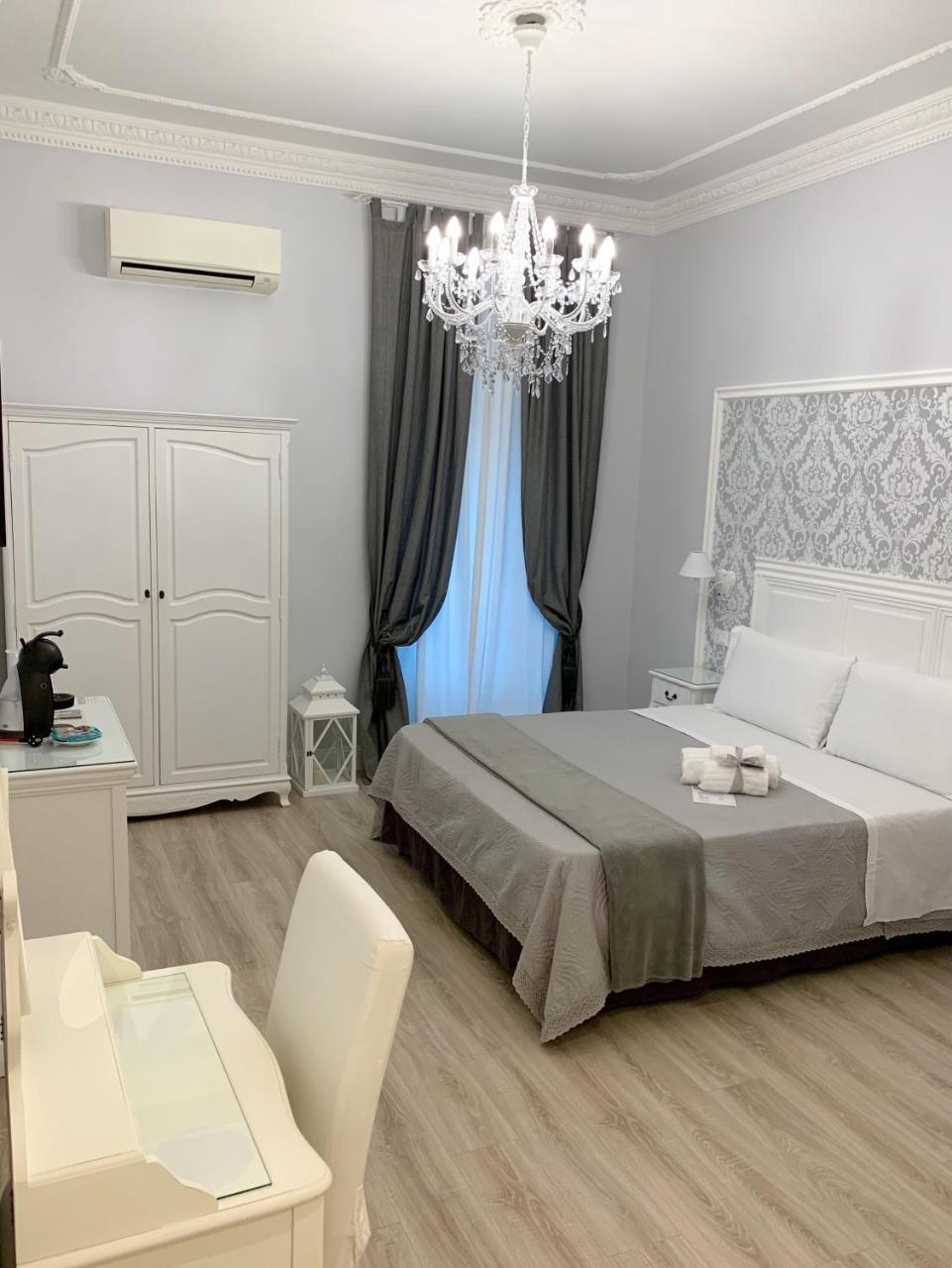 Charme & Chic Bed and Breakfast Rom Exteriör bild